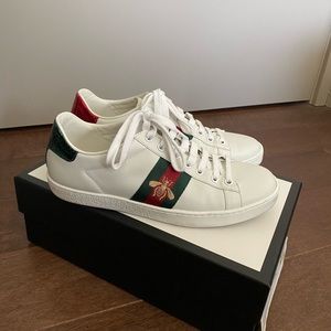 Gucci Ace Sneakers with complete inclusions